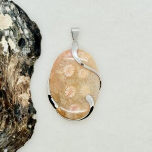 Přívěsek s Fosilním korálem