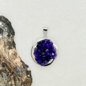 Přívěsek s Ametystem drůza